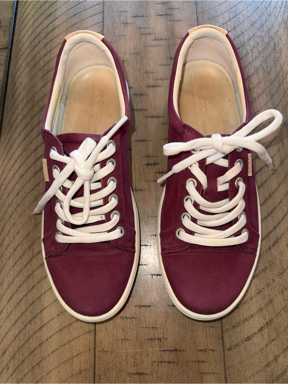 ECCO Burgundy Leather Lace-Up Fashion Sneakers Women's Size 37(6/6.5) Like New